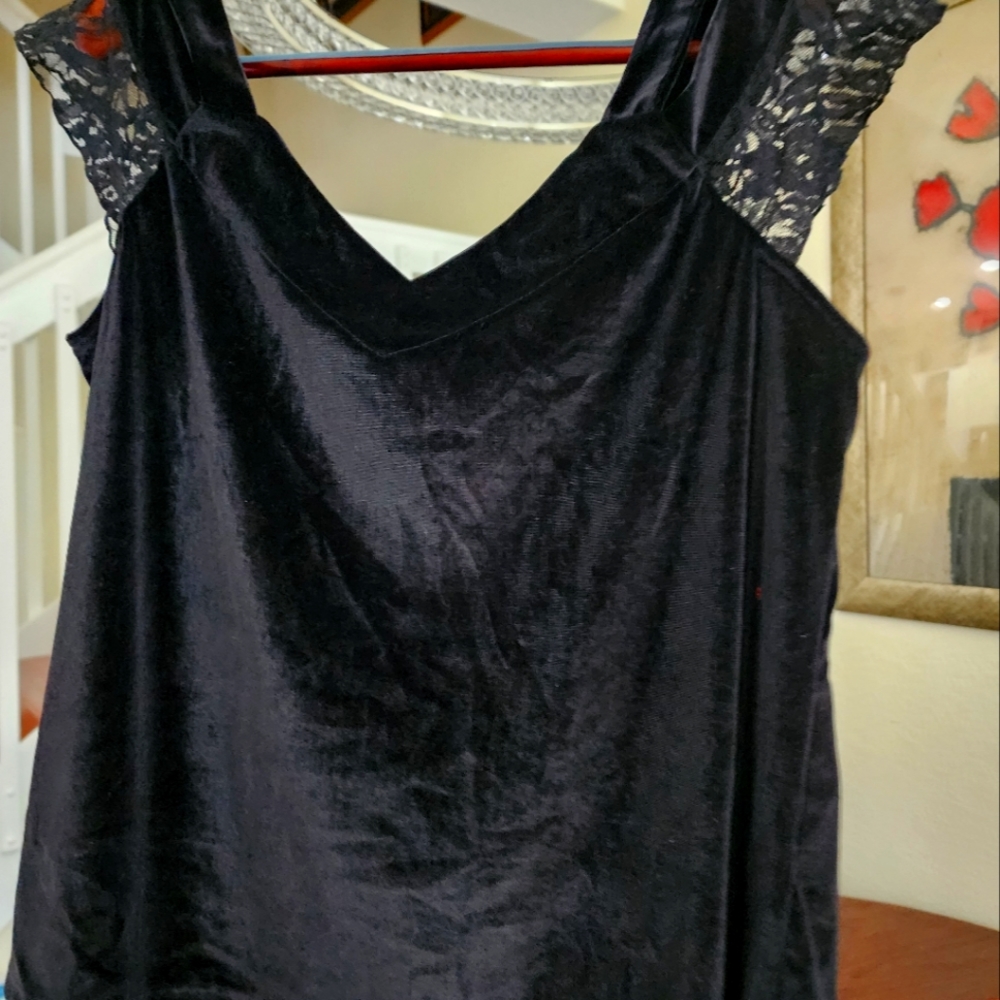 Cold shoulder pullover, light velvet, and lace top. BLACK